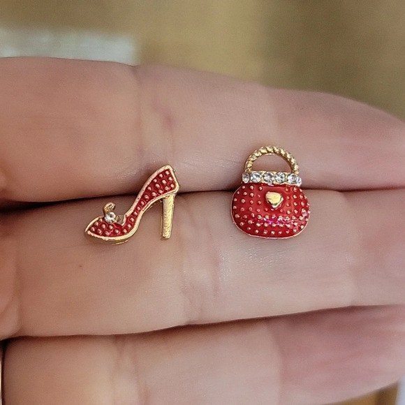 🔥LAST PAIR🔥 Shoe Addict Handbag Diva Stud Earrings - Picture 1 of 6